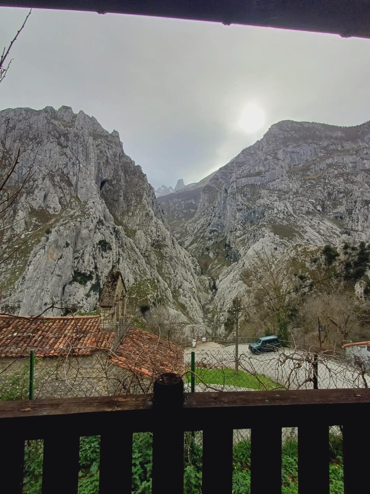 Appartamento El Portal Del Abuelo Arenas De Cabrales Esterno foto